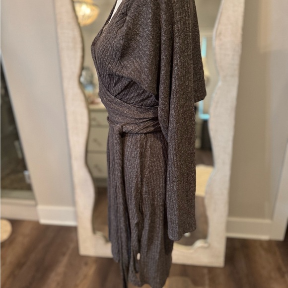 XL Anthropologie Daily Practice Wrap Dress - Picture 5 of 9